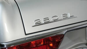 Bild 15/36 von Mercedes-Benz 280 SL (1969)