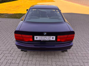 Image 10/69 of BMW 850i (1993)