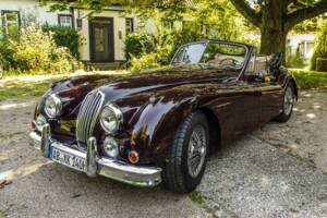 Image 1/9 of Jaguar XK 140 DHC (1956)