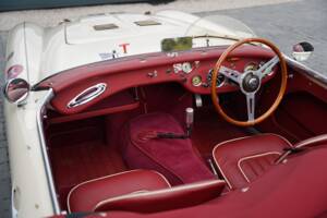 Image 21/50 of Austin-Healey 100&#x2F;6 (BN6) (1958)