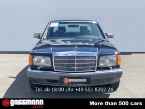 Bild 2/15 von Mercedes-Benz 560 SEL (1986)
