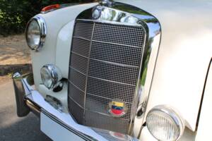 Image 7/52 of Mercedes-Benz 219 (1959)