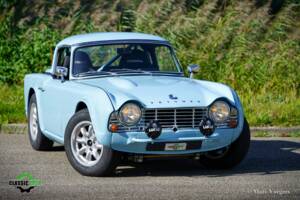 Image 12/43 of Triumph TR 4 (1962)