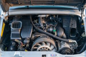 Bild 24/27 von Porsche 911 Carrera (1994)