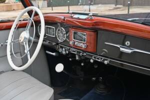Image 12/29 of Mercedes-Benz 170 S Cabriolet A (1951)