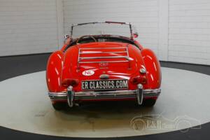 Image 7/8 of MG MGA 1600 (1962)