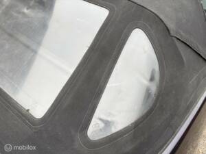 Image 34/40 of Mercedes-Benz 300 SL-24 (1990)