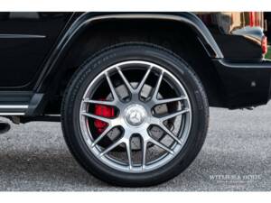 Imagen 21/42 de Mercedes-Benz G 63 AMG (LWB) (2019)