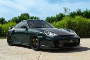 Image 2/50 de Porsche 911 Turbo (2001)