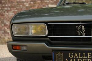 Image 24/50 of Peugeot 504 Convertible (1981)