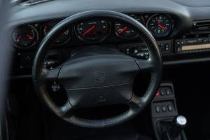 Imagen 34/48 de Porsche 911 Carrera 4S (1996)