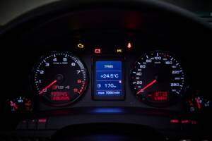 Image 93/95 of Audi RS4 Avant (2006)