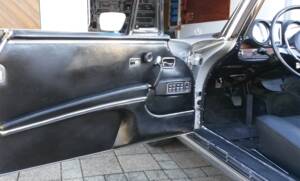 Bild 5/25 von Mercedes-Benz 280 SE (1968)