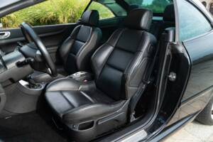 Bild 33/50 von Peugeot 307 CC 2.0i (2004)
