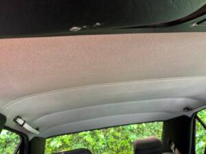 Bild 36/37 von Mercedes-Benz 190 E 2.0 (1991)