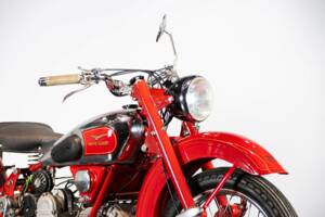 Imagen 10/50 de Moto Guzzi DUMMY (1952)