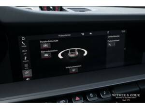 Image 31/39 de Porsche 911 Carrera 4S (2019)