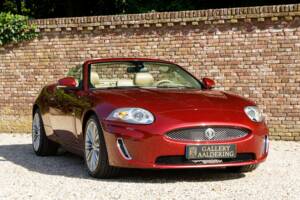 Image 25/50 of Jaguar XK (2011)