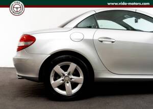 Bild 3/15 von Mercedes-Benz SLK 200 Kompressor (2007)
