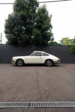 Image 17/78 of Porsche 911 2.0 E (1968)