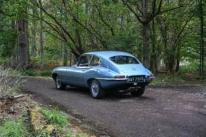 Image 10/50 of Jaguar E-Type (2+2) (1966)