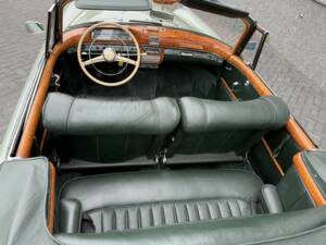 Image 30/50 of Mercedes-Benz 220 S Cabriolet (1958)