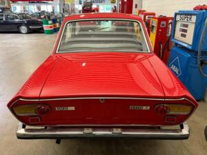 Image 15/18 of Lancia Fulvia Coupe (1975)