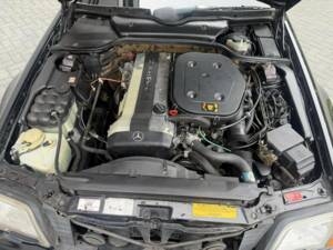 Image 29/44 of Mercedes-Benz 300 SL (1991)