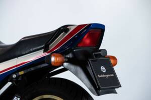 Image 24/50 de Honda VF 750 (1983)