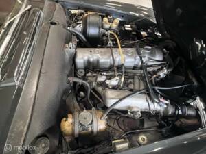 Image 18/40 of Mercedes-Benz 280 SL (1970)