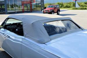 Image 25/50 of Lincoln Continental Convertible (1967)