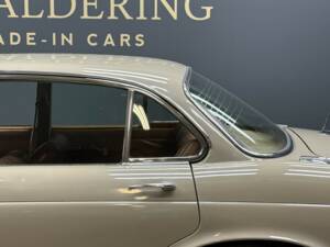 Bild 29/50 von Jaguar XJ 6 4.2 (1972)