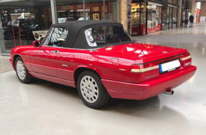 Immagine 13/27 di Alfa Romeo 2.0 Spider (1992)