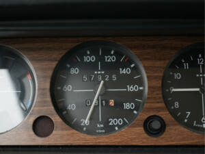 Image 19/32 of BMW 2002 (1974)