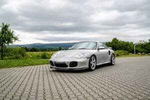 Bild 2/20 von Porsche 911 Turbo (2001)