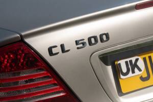 Image 26/50 of Mercedes-Benz CL 500 (2002)