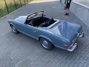 Image 7/36 of Mercedes-Benz 280 SL (1971)