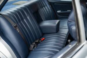 Bild 51/83 von Mercedes-Benz 300 D Turbodiesel (1983)