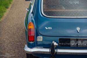 Image 9/40 of MG MGB GT V8 (1973)