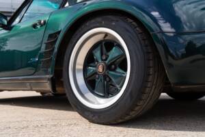 Image 19/52 of Porsche 911 Carrera 3.2 (1989)