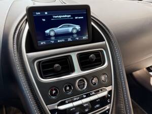 Afbeelding 22/26 van Aston Martin DB 11 V8 (2018)