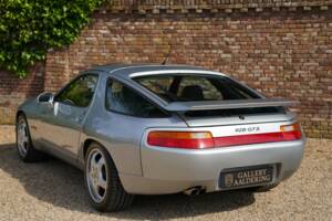 Image 35/50 of Porsche 928 GTS (1993)