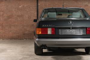 Image 14/50 of Mercedes-Benz 500 SEL (1988)