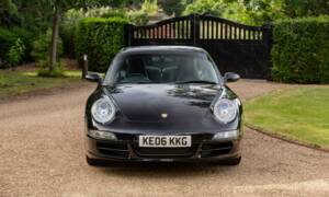 Immagine 6/37 di Porsche 911 Carrera S (2006)