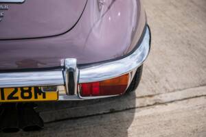 Bild 29/32 von Jaguar E-Type V12 (2+2) (1973)
