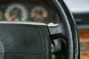 Image 27/50 of Mercedes-Benz 300 CE-24 (1991)