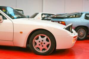 Image 41/45 of Porsche 944 S2 (1989)