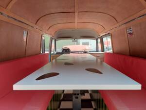 Image 18/26 de Ford Transit (1968)