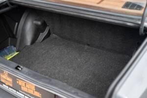 Bild 19/62 von Mercedes-Benz 190 E (1983)