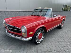 Imagen 1/6 de Mercedes-Benz 280 SL (1968)